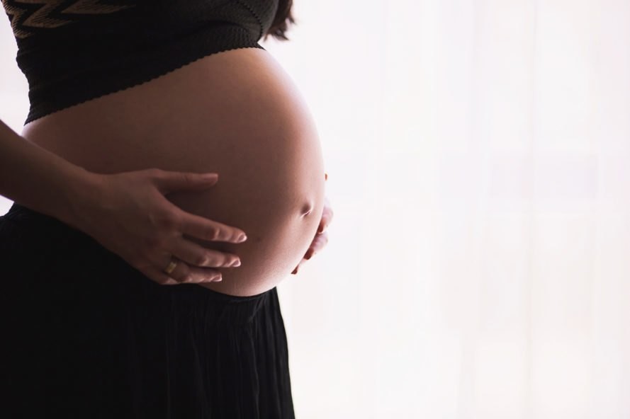 Как можно узнать от кого беременна
